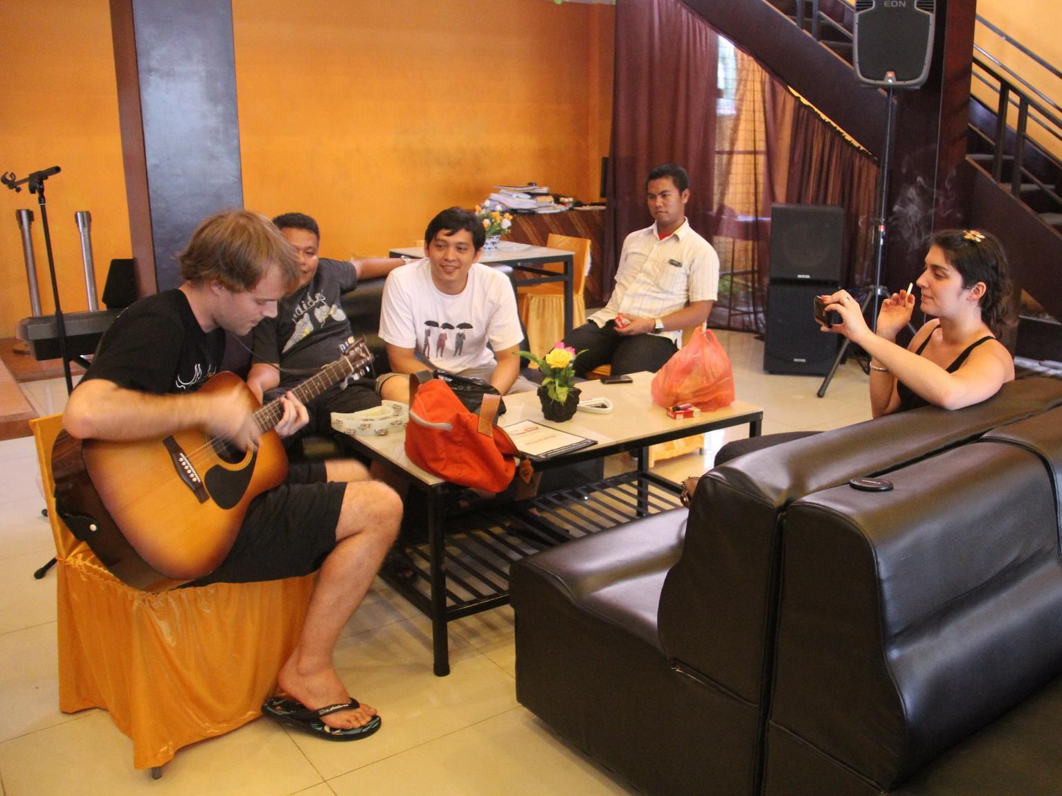 פמטנגסיאנטר Hotel Sing A Song מראה חיצוני תמונה